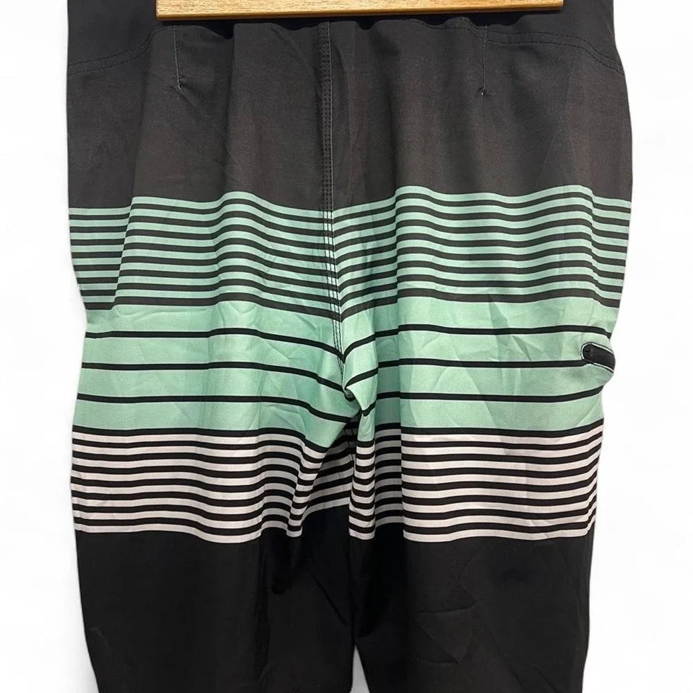 ONeill Barrage Mens Board Shorts Black Mint Green Striped Swim Trunks SP8106116X